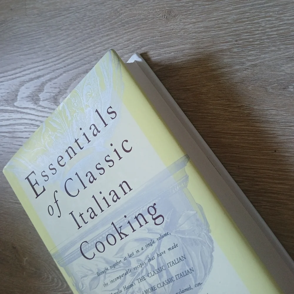 Marcella Hazan: The Essentials of Classic Italian Cooking Cookbook Hardcover